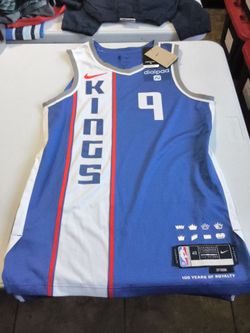 New mens Nike Sacramento Kings jersey size 40