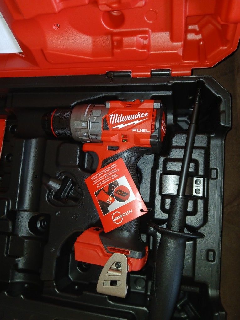 Milwaukee M18 Fuel Hammer Drill
