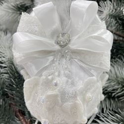 new hand made  christmas tree ornaments , white color 