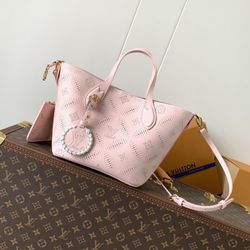 Mahina Bloom Crossbody Bag 