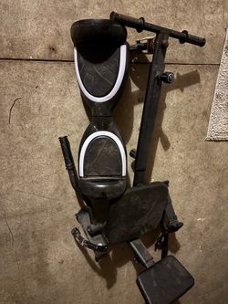 Free hoverboard with seat attachment