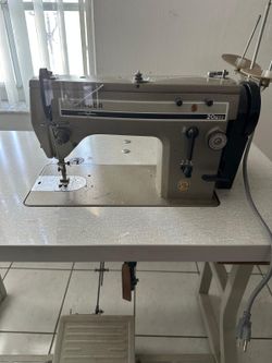 Industrial sewing machine