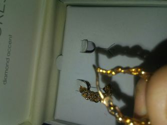 Earring 18 k over