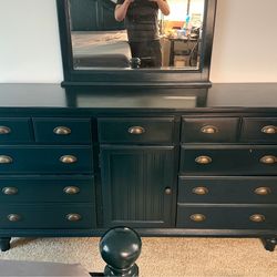 Boys 5-Piece Queen Bedroom Set