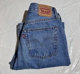 Women’sLevi jeans 28x30