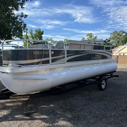 2014 Bennington Pontoon