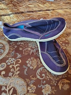 Size 11 /12 kidds size water shoes
