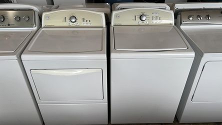 Kenmore Washer and Dryer Set Electric White Jumbo Capacity
