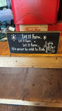 Small Hand Made Let It Snow Sign. 10 In X 5 In