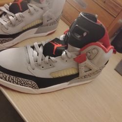 Jordan Spizike Wolf Grey