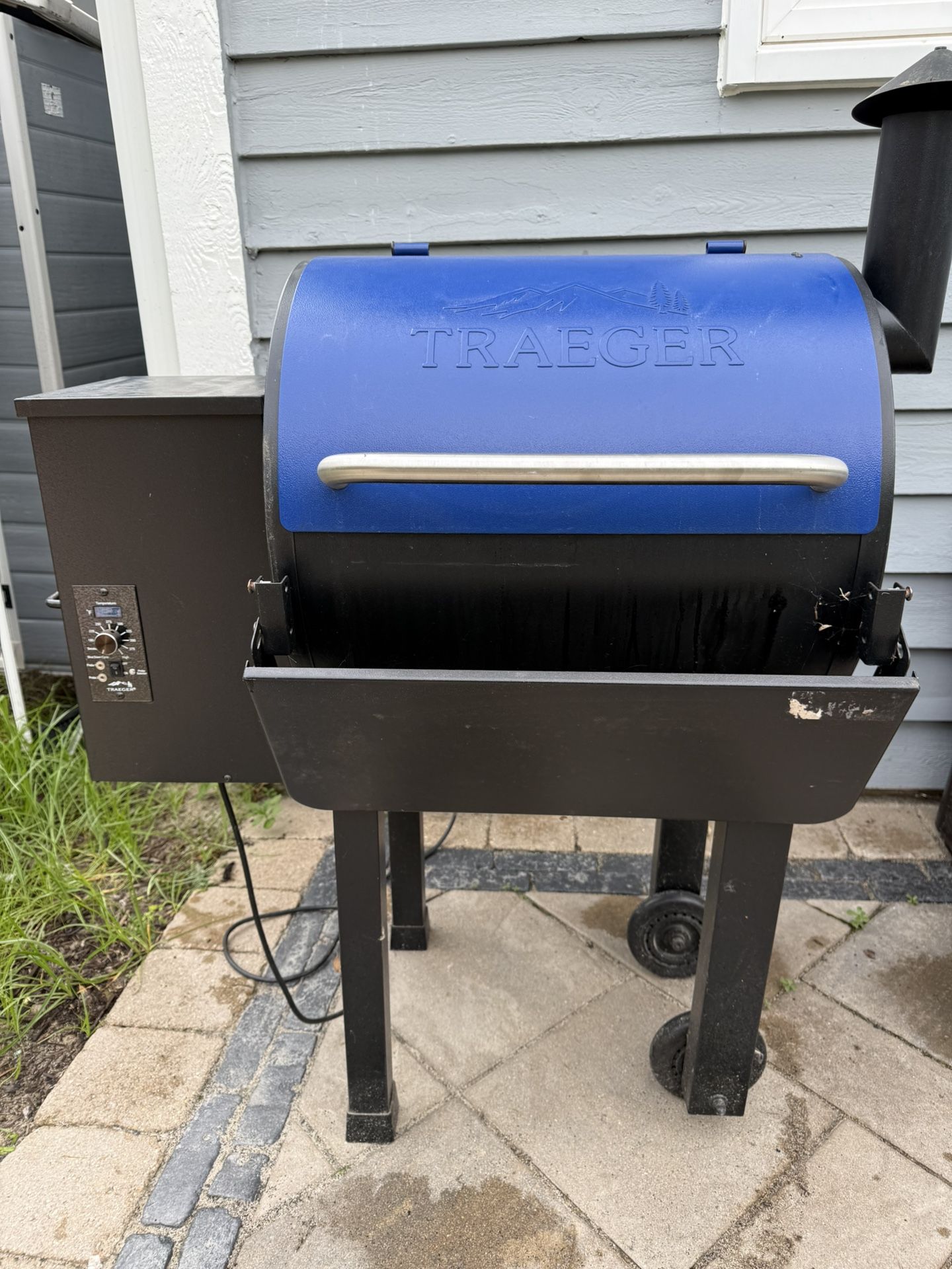 Traeger and accessories For Sale