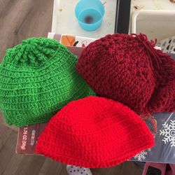 Knitted Beanies Free