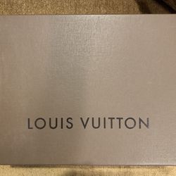 Louis Vuitton Box for Sale in Conyers, GA - OfferUp