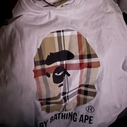 bape tshirt never worn