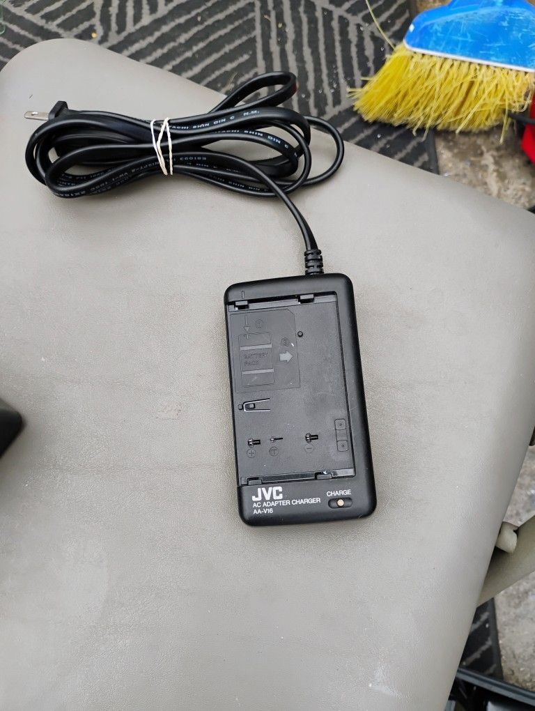 Jvc. Battery Chzfc⁶⁸⁶