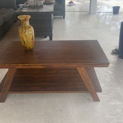 SET OF COFFE TABLE