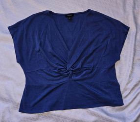 Blue short sleeve blouse size medium