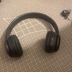 Headphones 