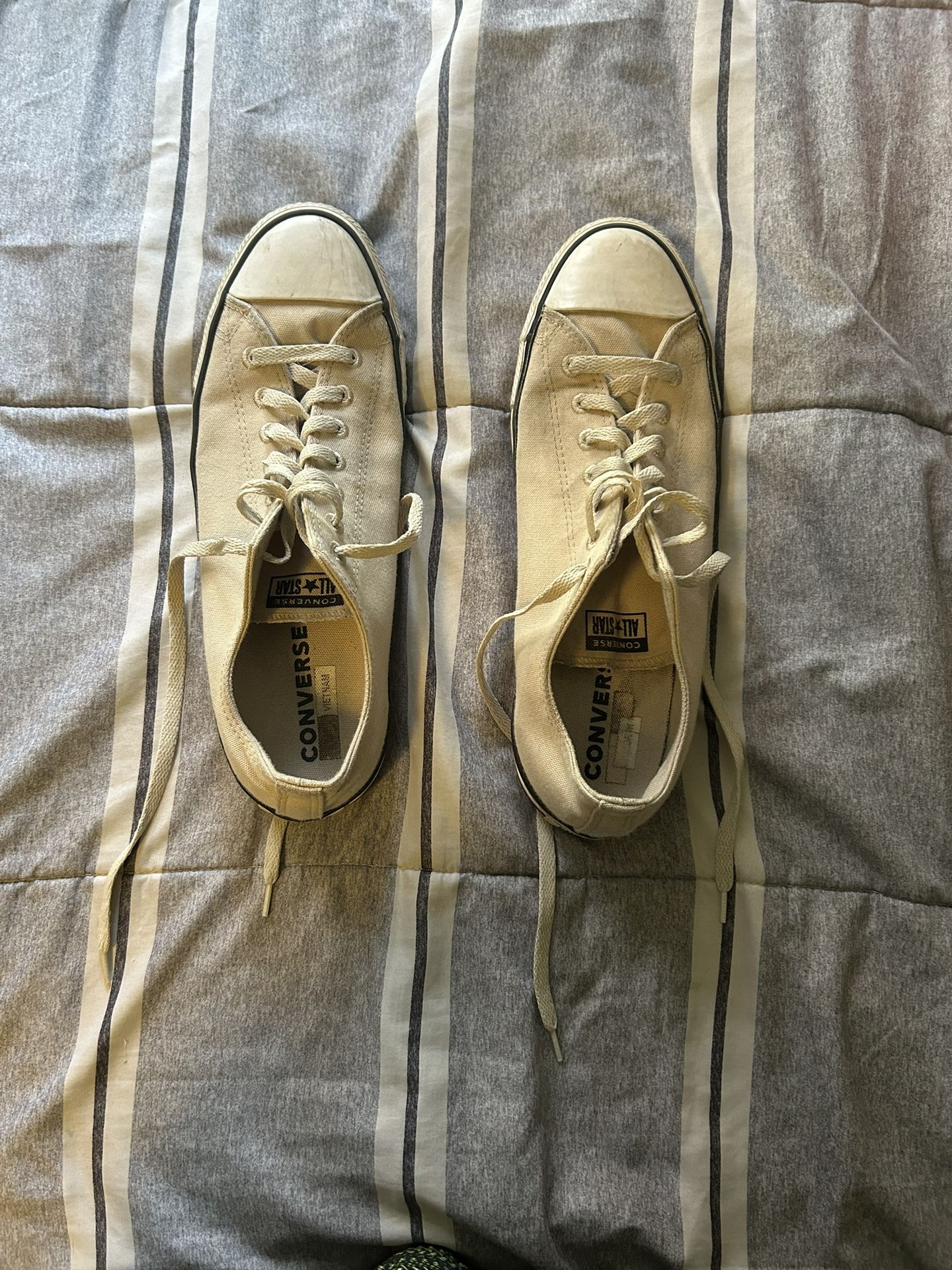 White Converses All Star, Men Size 11.5