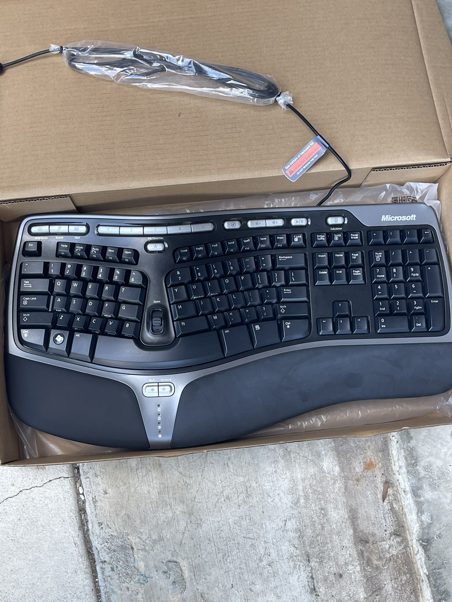 Microsoft Natural Ergonomic Keyboard 4000. No mouse. Jupiter