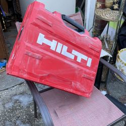 Empty Large Hilton Box Perfect For Storage /organizer