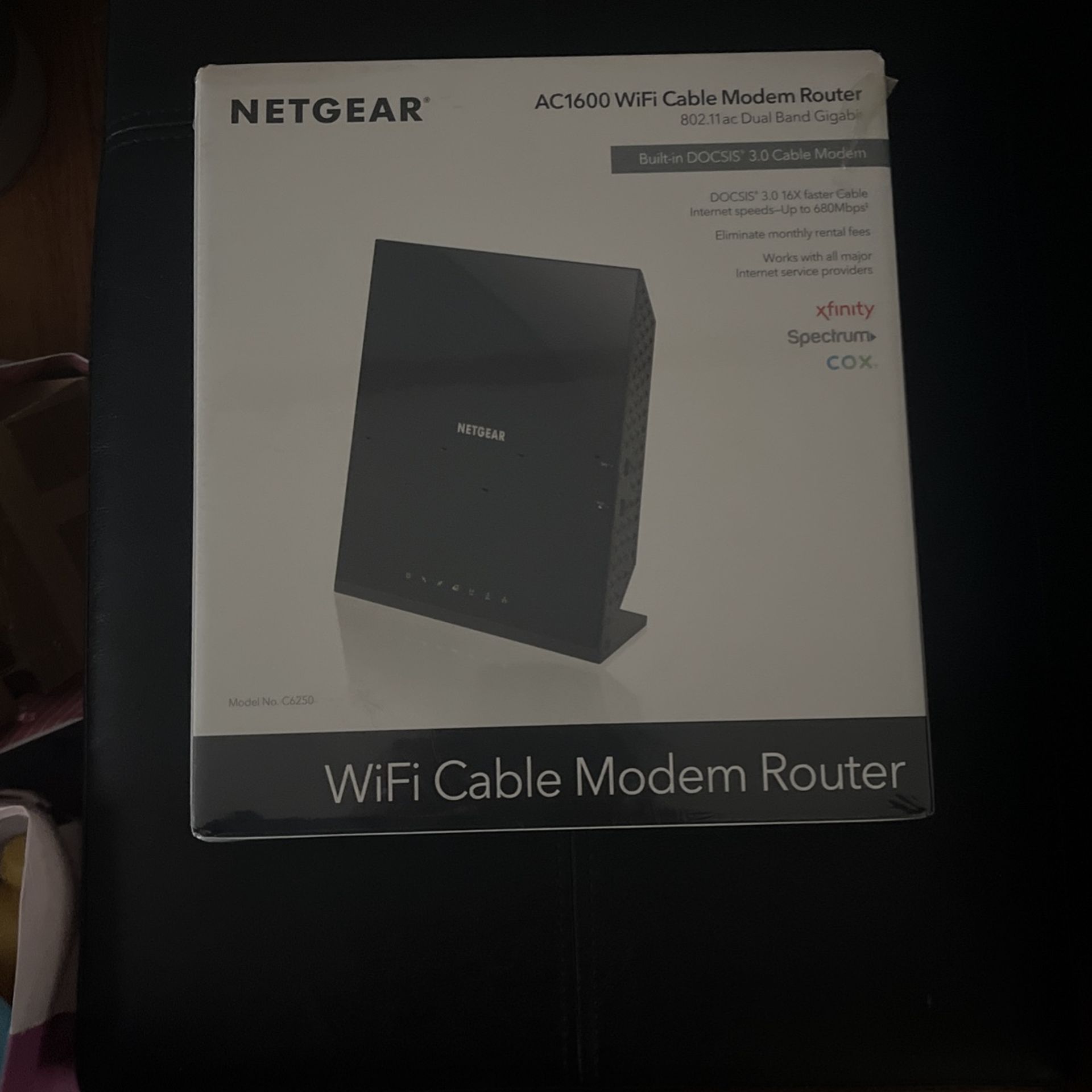 NETGEAR AC1600 Wifi Cable Modem Router 