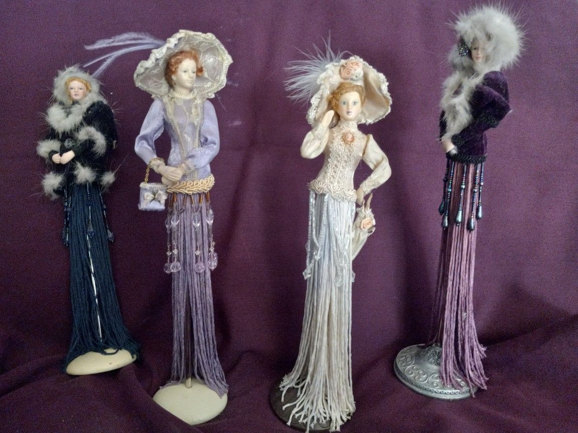 Elegant Vintage Dolls