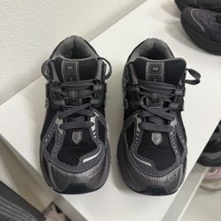 New Balance 1906R Kids Sneakers