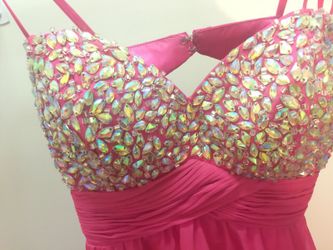 DRESS (HOMECOMING)