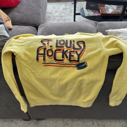 STL CREWNECK