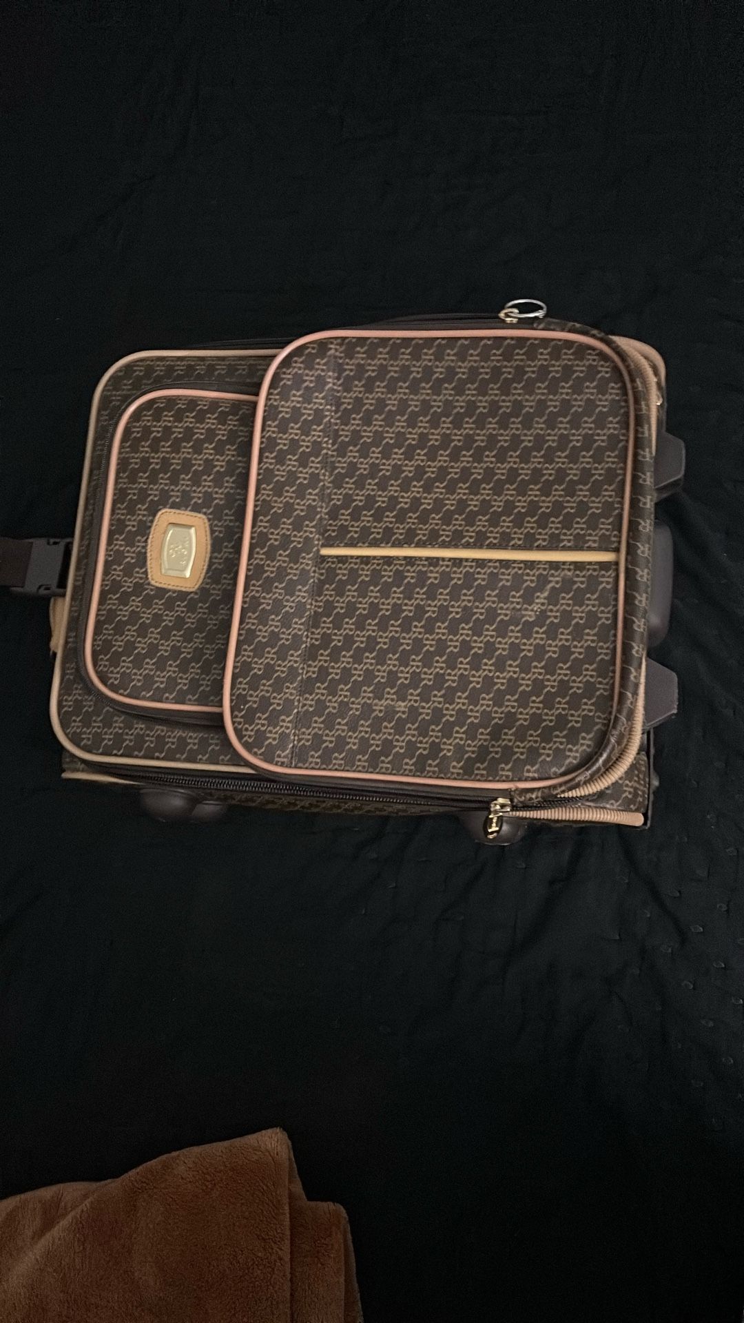 Rioni Luggage Bag