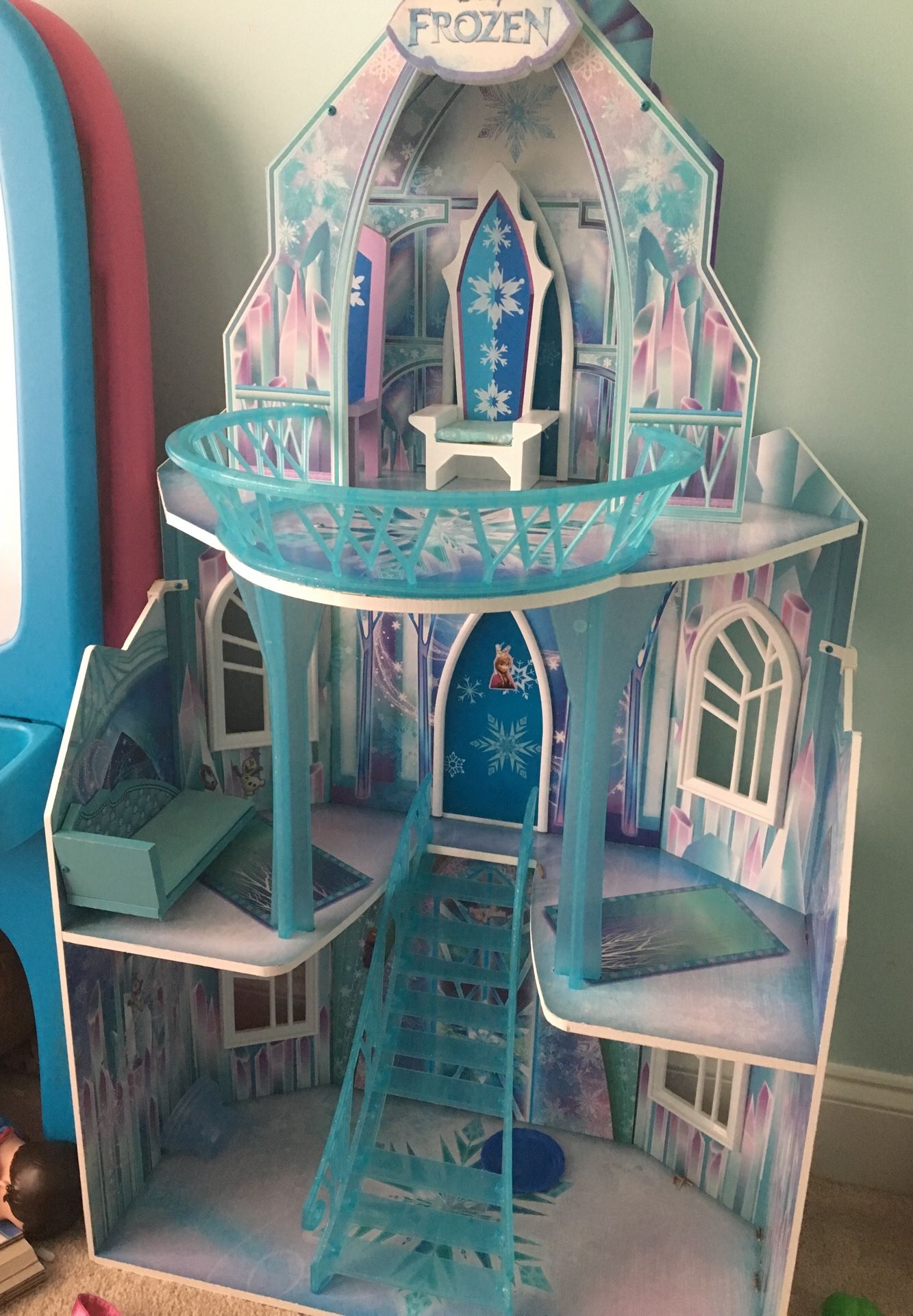 Disney frozen castle