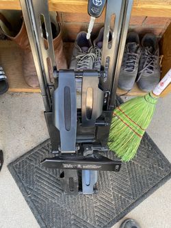 Tv swivel holds up to 75 inch