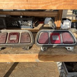 71-73 Mustang Tail Lights