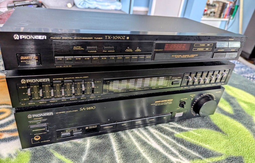 Vintage 1988 Pioneer SA-1490 130W/ch Amplifier, EQ, Tuner, Remote 