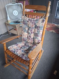 Rocking chair
