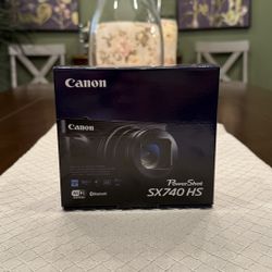 Canon Powershot SX740 HS BRAND NEW