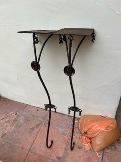 2 Vintage Rustic Wrought Iron Wall Brackets Outdoor Decor
