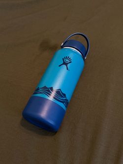 HydroFlask Ocean design 32oz
