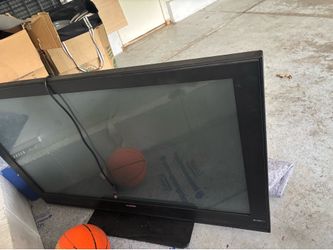 TVs  50$ RCA. Samsung 100$