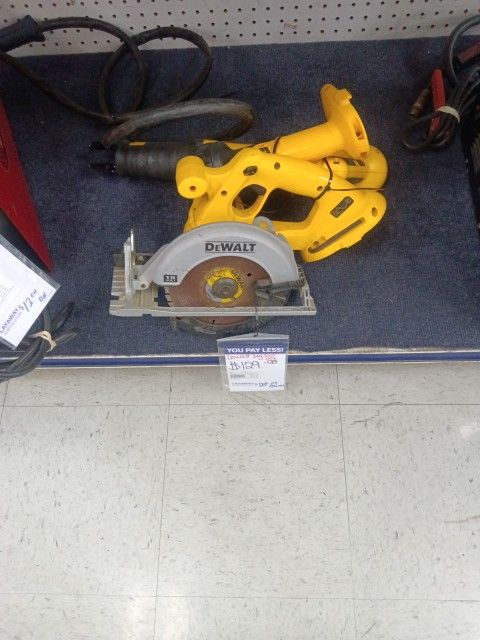DeWalt Saw And Jigsaw Set