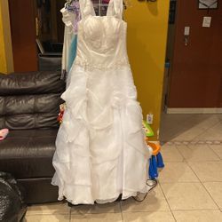 Wedding Dress  M/L