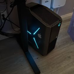 Pc With Monitor 