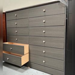 12 Drawer Dresser 