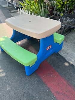 Little Tikes Kids Picnic Table