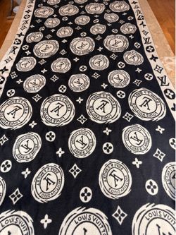 Reversible LV Winter Body Scarf