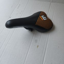 Mongoose Black & Orange Bike Seat Reg. No. VA23174 (CN) 11” x 6''