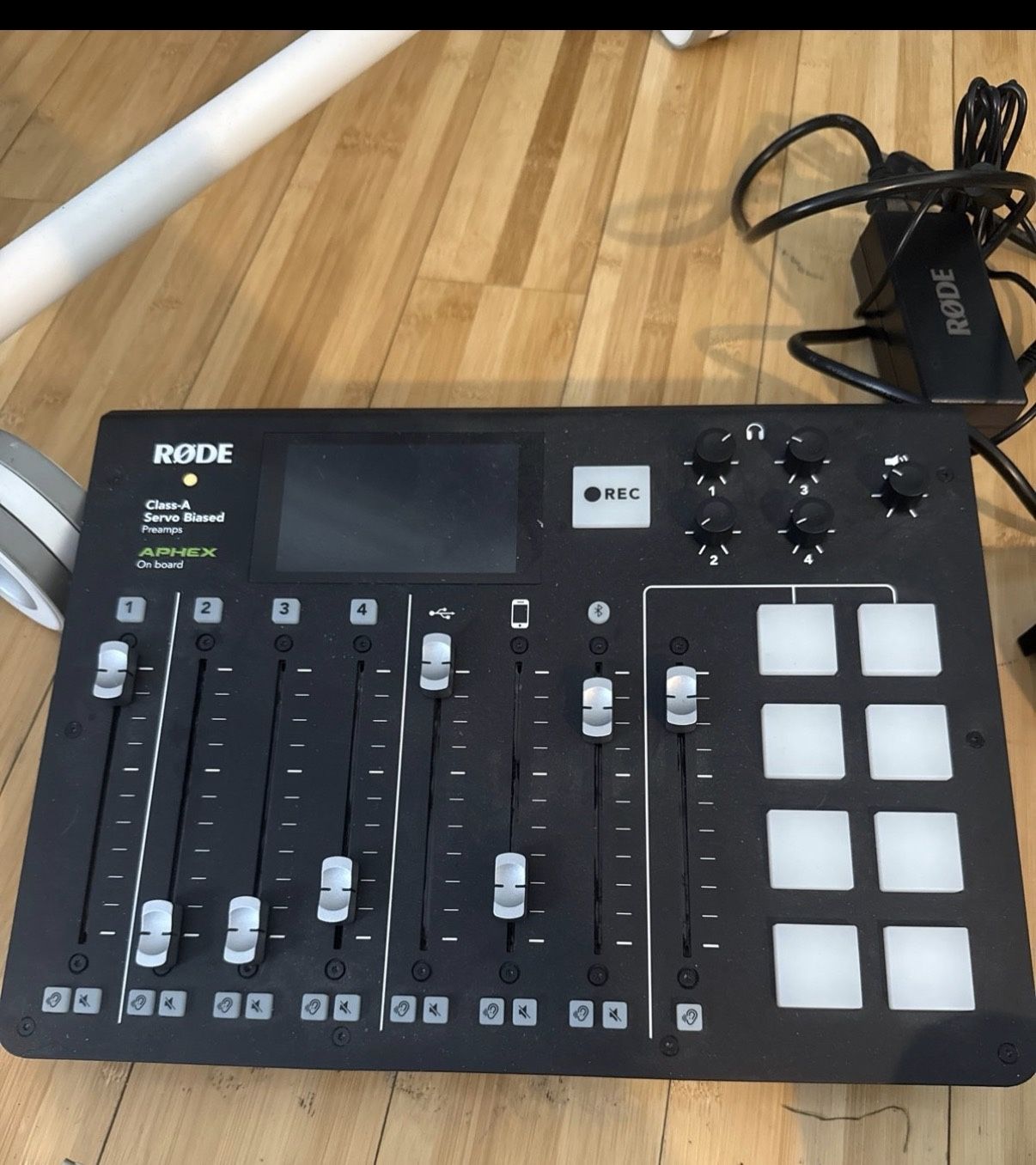 Rodecaster Audio Mixer