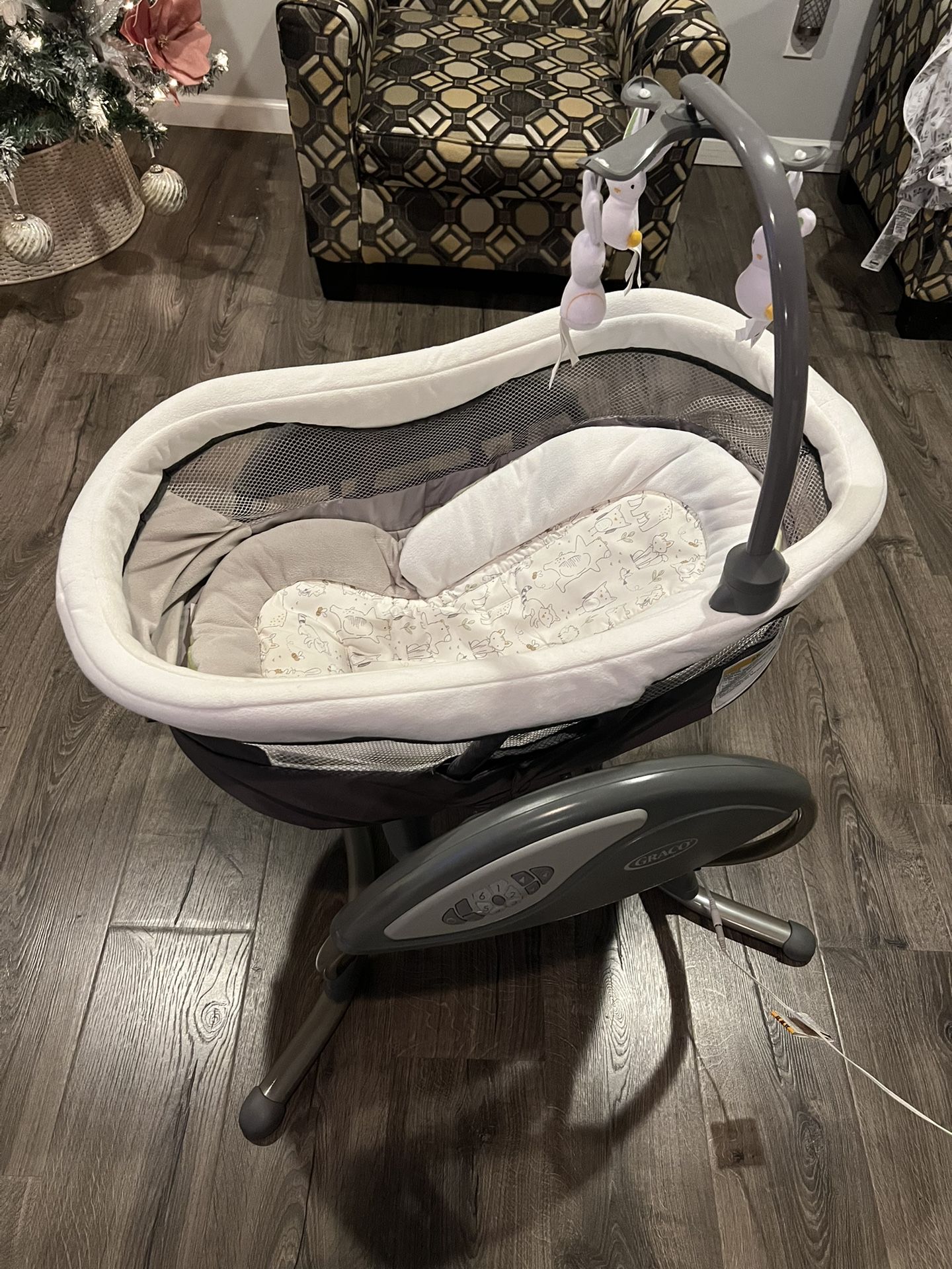 Graco DuoGlider, Rascal Swing and Rocker with One-Hand Recline Lever