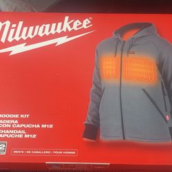 Milwaukee Heated Jacket Large With Battery And Charger